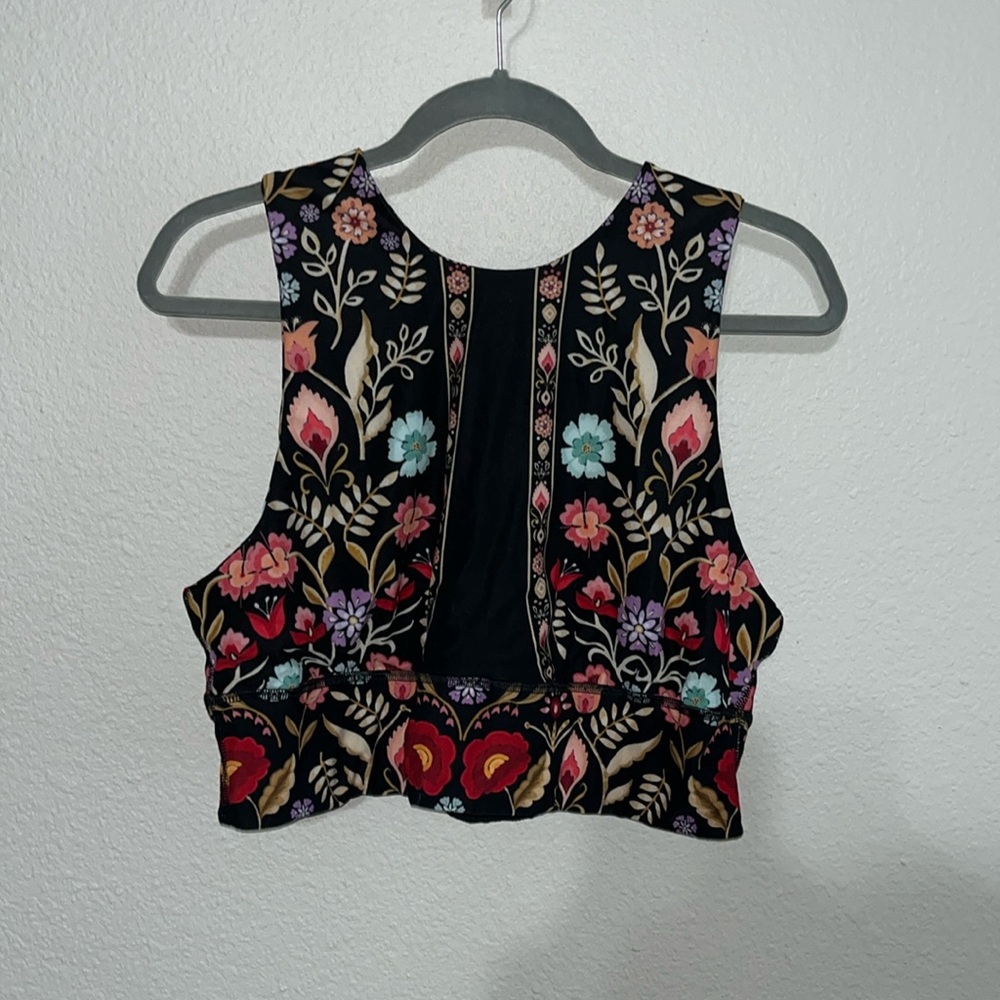 Yoga democracy open back sports bra top